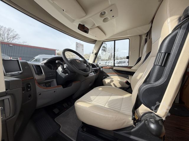 Kamper zintegrowany HYMER/ERIBA B-Klasse SL B-SL 674 3,0 Ltr. SAT+TV, Solar,