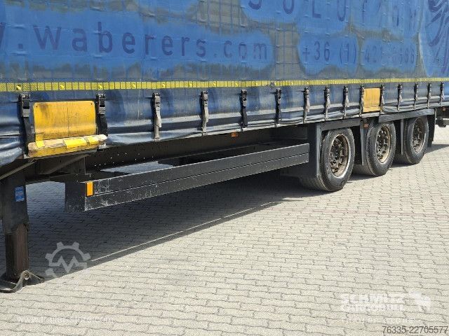 Trailer semi terbuka dengan terpal Schmitz Cargobull Curtainsider Mega