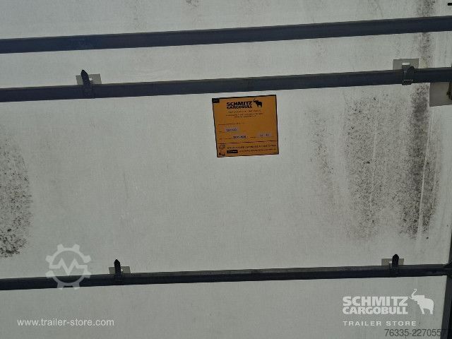 Trailer semi terbuka dengan terpal Schmitz Cargobull Curtainsider Mega