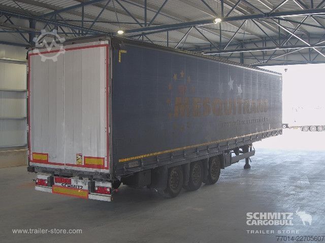 Åpen semitrailer med presenning Schmitz Cargobull Curtainsider Mega