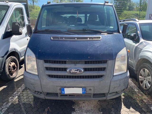 Kombijevsko vozilo s dvostrukom kabinom Ford Transit  350  - 6 posti- Motore guasto -