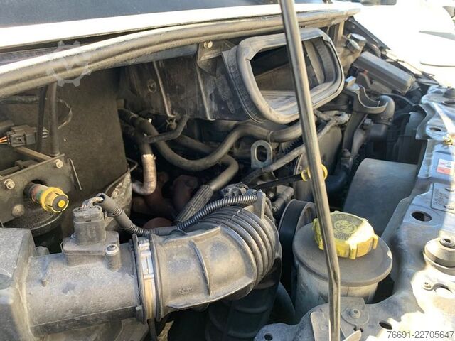 Kombijevsko vozilo s dvostrukom kabinom Ford Transit  350  - 6 posti- Motore guasto -