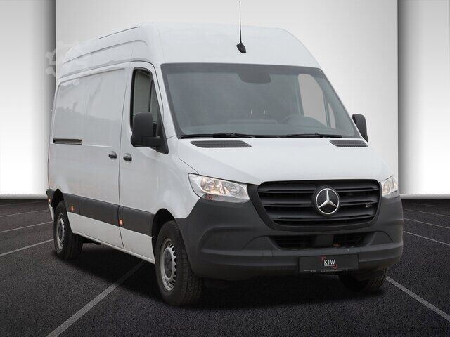 Fourgon Mercedes-Benz eSprinter 312 Kasten FWD,3.924mm Radstand