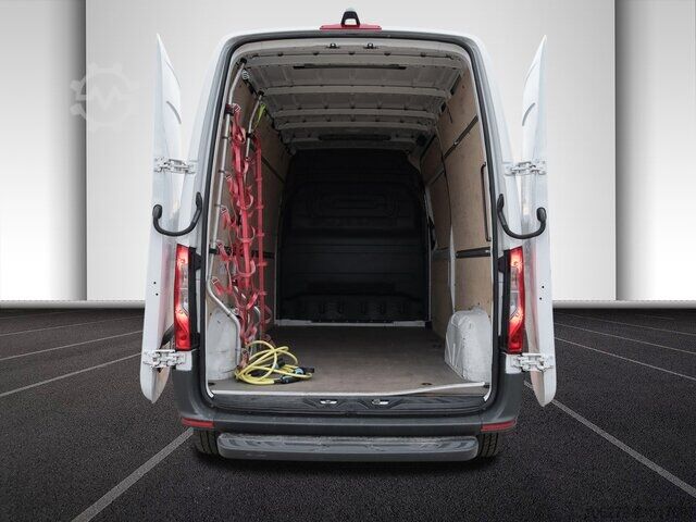 Fourgon Mercedes-Benz eSprinter 312 Kasten FWD,3.924mm Radstand