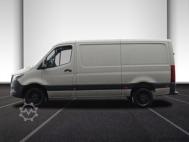 Fourgon Mercedes-Benz Sprinter 317CDI,L2H1,Automatik,Standhzg.,LED