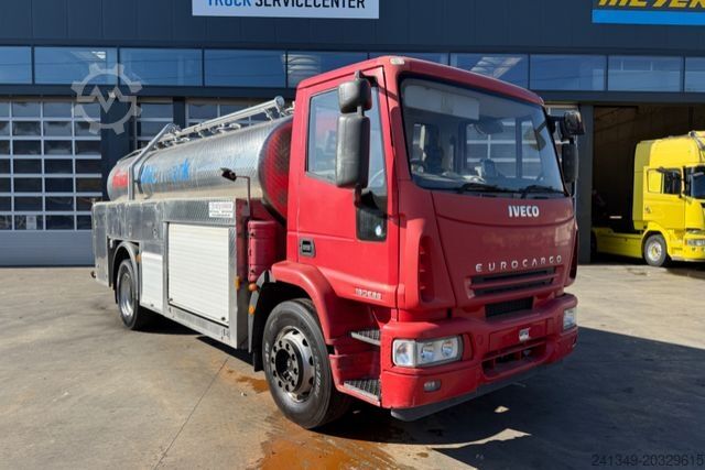 Camion-citerne IVECO 180E28 4x2 Milchtank
