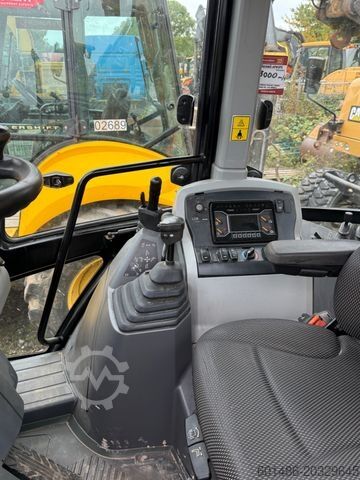 बैकहो लोडर CATERPILLAR 434