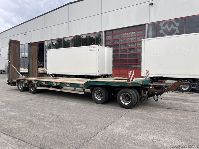 Полуприколка со ниско лежиште Humbaur HTD 409525-4A  4 Achs Tiefladeranhänger