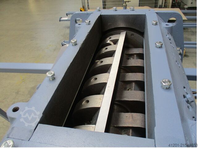 Rezalni mlin / granulatorji CONDUX CS 300/600-4 WK