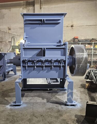 Rezalni mlin / granulatorji TRIA 120-80 FN