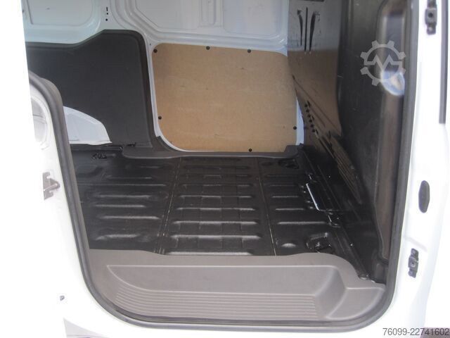 Long-wheelbase panel van Ford Transit Connect 240 lang L2 Trend