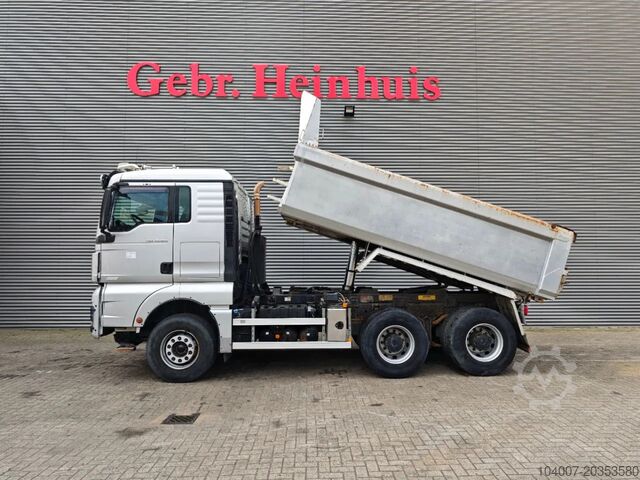 Volquete MAN TGX 33.560 6x4 Kipper