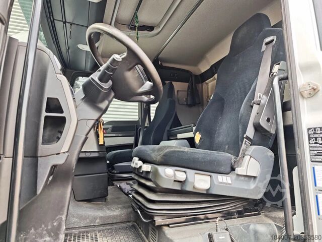 Volquete MAN TGX 33.560 6x4 Kipper