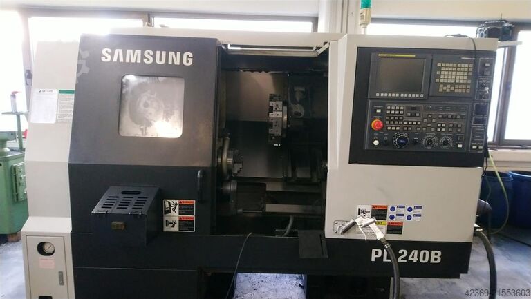 CNC virpošanas un frēzēšanas centrs SMEC (Samsung Machine Tools Company) PL 240 B