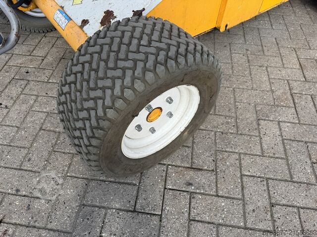 Nifty HR12 NE knækarm lift 4x2, elektrisk, 2012, 12 m arbejdshøjde NIFTYLIFT HR12 NE Knikarmhoogwerker 4x2 Elektrisch 2012 12M werkhoogte