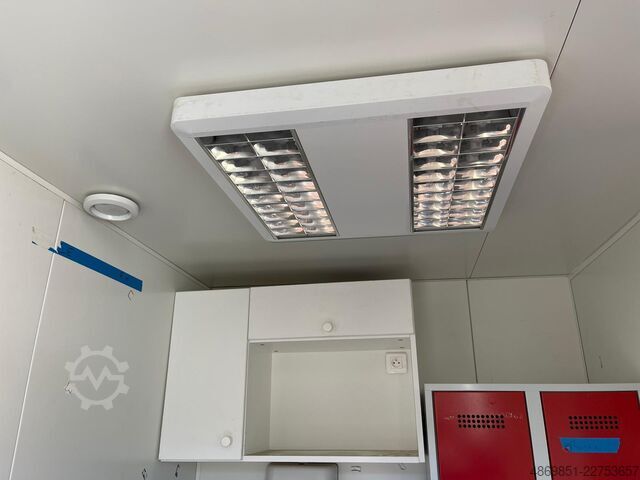 주거용 컨테이너  Bürocontainer Werkstatt Container 8m
