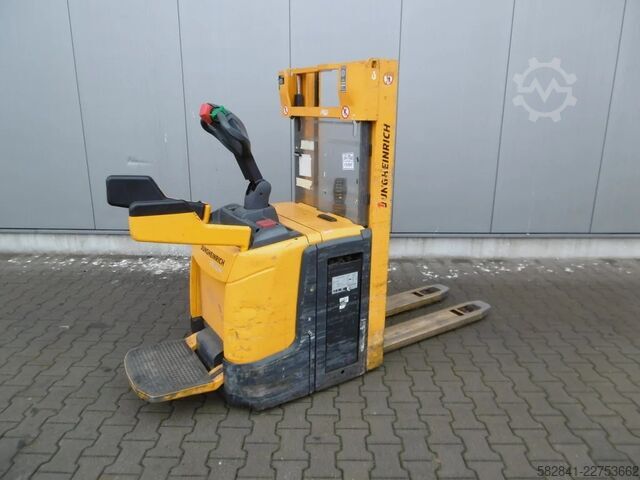 Manuel stabler JUNGHEINRICH ERC 214z G115-250 ZZ