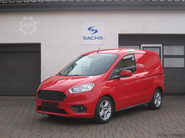 Fourgon tôlé Ford Courier Limited Navi Kamera 2xSchiebetür