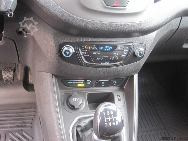Fourgon tôlé Ford Courier Limited Navi Kamera 2xSchiebetür