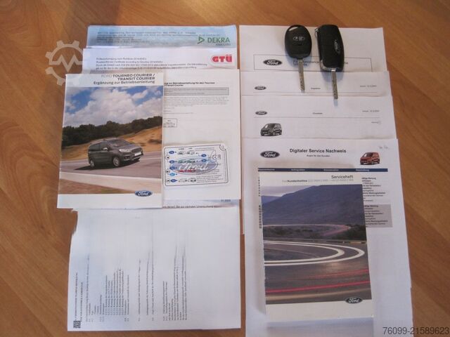 Fourgon tôlé Ford Courier Limited Navi Kamera 2xSchiebetür