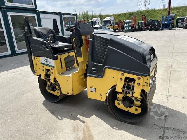 ローラー Bomag BW80AD-5 (4605)