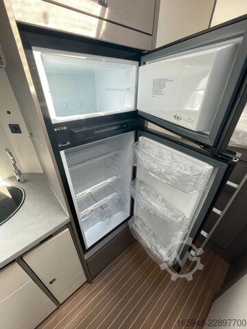 Alcove camper ETRUSCO A 7300 DB *140 PS*