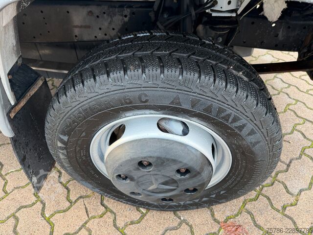 Schuifzeil bestelwagen MERCEDES-BENZ Vario 614 D DoKa PP/ DPF/ LBW 1.0t/ AHK/ Org. KM