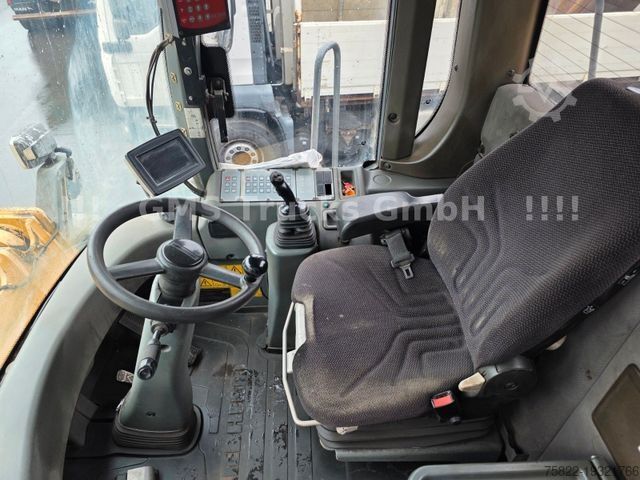 Kolesový nakladač LIEBHERR L 576 2+2 / German / Waage / Klima / ZSA