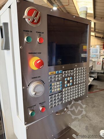 5-teljeline vertikaalne töötlemiskeskus Haas VF-2TR