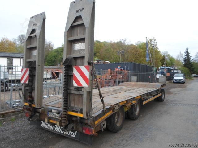 Remolque de plataforma baja MÜLLER-MITTELTAL T 3-Profi-30 To. 3 Achser