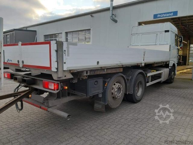 Kamion s izmjenjivom nadogradnjom DAF XF 510 BDF, ZF mit Brücks und Hänger+Brücke, ADR