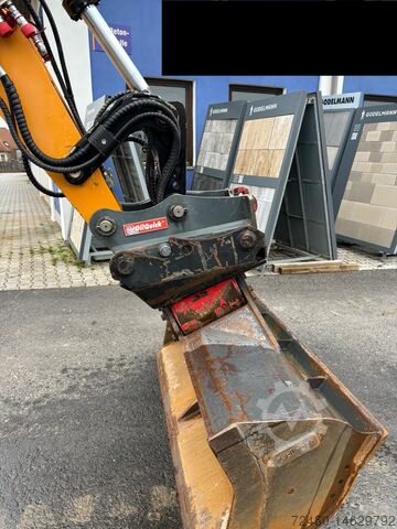 Гусеничный экскаватор Terex TC125