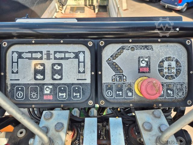 Кран монтиран на камион MAN TGS 26.420 6x2-4 LL Hiab 177K PRO 2 Stück