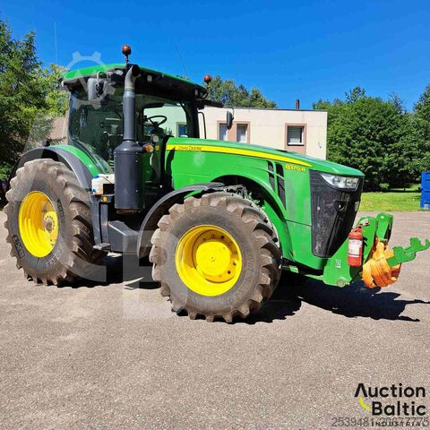 ट्रैक्टर John Deere 8370 R
