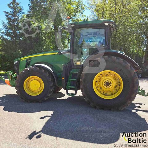 ट्रैक्टर John Deere 8370 R
