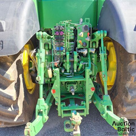 ट्रैक्टर John Deere 8370 R