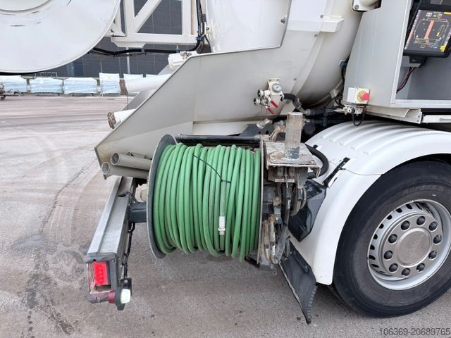 Camión cisterna de vacío SCANIA G500 8x4*4 Bucher Recycler 414