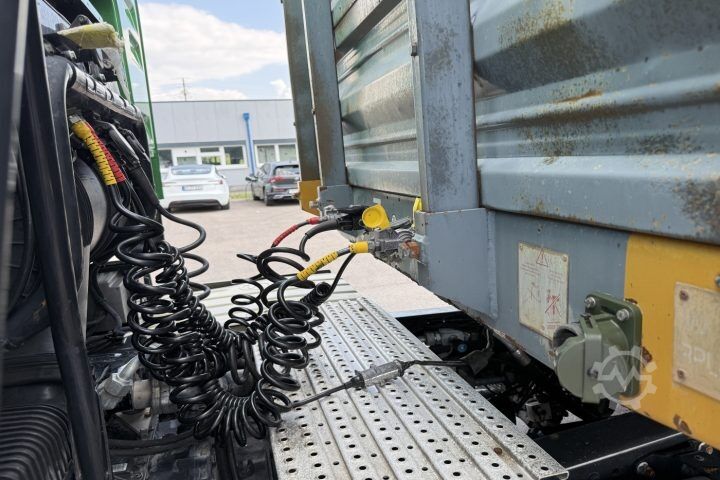 Auflieger mit offener Pritsche Goldhofer Typ SPZ-DI2 Tele / Swiss-Vehicle