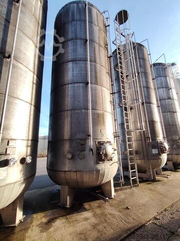 خزان فولاذي مقاوم للصدأ بسعة 350 هكتولتر – أسطواني الشكل على أرجل – للضغط / معزول / مزود بسلم أمان