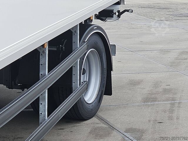 Suitcase KLEYN TRAILERS TFSH 09 KOFFER