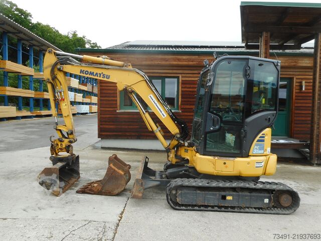 Minibagr Komatsu PC35MR-5