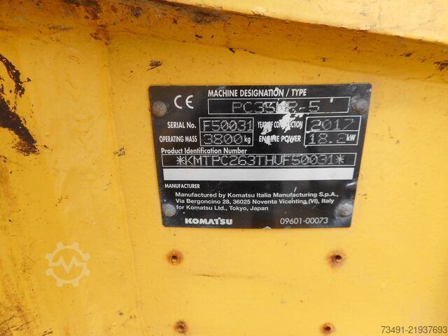 Minibagr Komatsu PC35MR-5