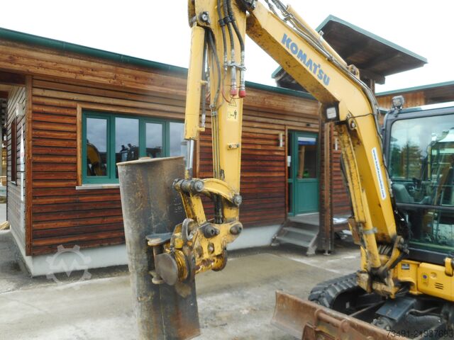 Minibagr Komatsu PC35MR-5