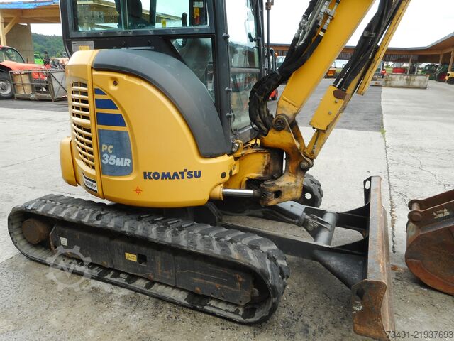 Minibagr Komatsu PC35MR-5