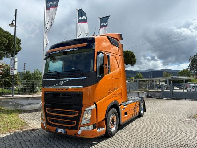 স্ট্যান্ডার্ড ট্রাক্টর ইউনিট Volvo FH 500 T26-004