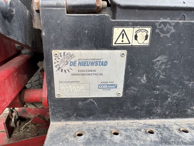 Toro Z Master 7000 Cortador de Grama Zero-Turn / Cortador de Parque / Cortador de Relva, 152CM de la TORO Z Master 7000 Zero-Turn Cirkelmaaier / Parkmaaier / Grasmaaier 152CM Breedte Kubota Diesel 2014