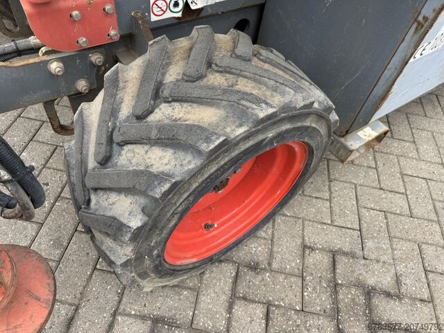 Skyjack SJ 6832RT plataforma elevatória tipo tesoura / tesoura / plataforma de trabalho 2015, 4x4, m SKYJACK SJ 6832RT Schaarhoogwerker / Scissor / Arbeitsbuhne 2015 4X4 Kubota Diesel 12M Werkhoogte