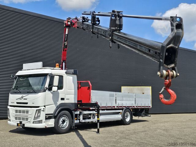 Lastauslautta Volvo FM 330 4x2 / EFFER 12.5 t/m CRANE / KRAN