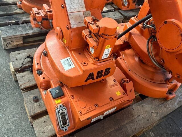 Robô industrial ABB Robotics IRB 1600ID-4/1.5 IRC5 M2004
