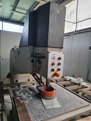 Stroj na vrtání skla BAVELLONI VT 1250